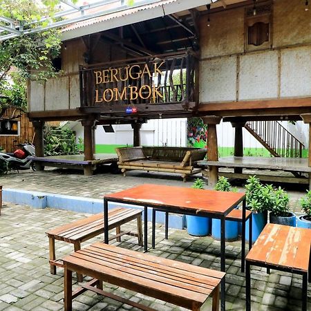 מטאראם Guest House Rumah Lombok Syariah מראה חיצוני תמונה