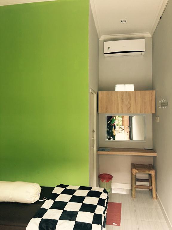 מטאראם Guest House Rumah Lombok Syariah מראה חיצוני תמונה