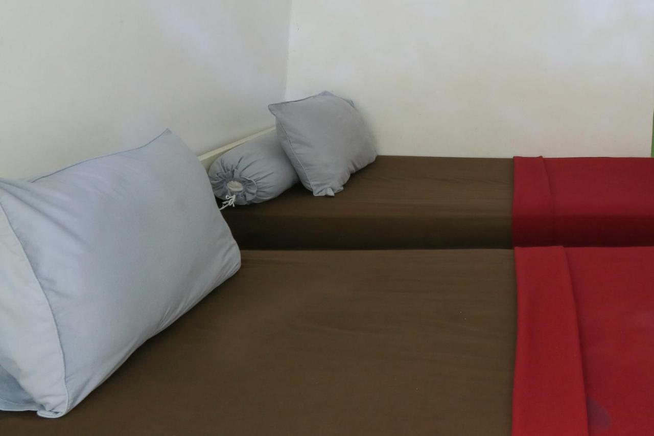 מטאראם Guest House Rumah Lombok Syariah מראה חיצוני תמונה
