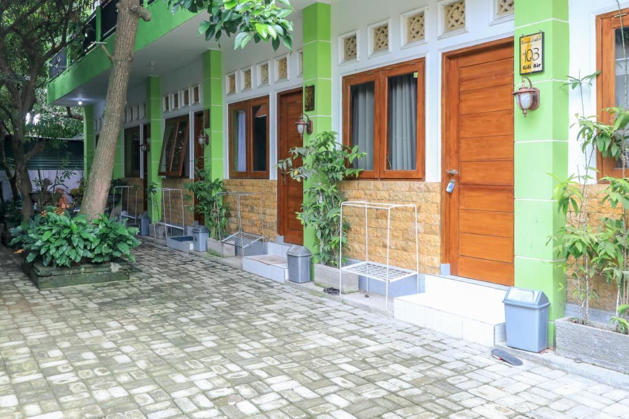 מטאראם Guest House Rumah Lombok Syariah מראה חיצוני תמונה