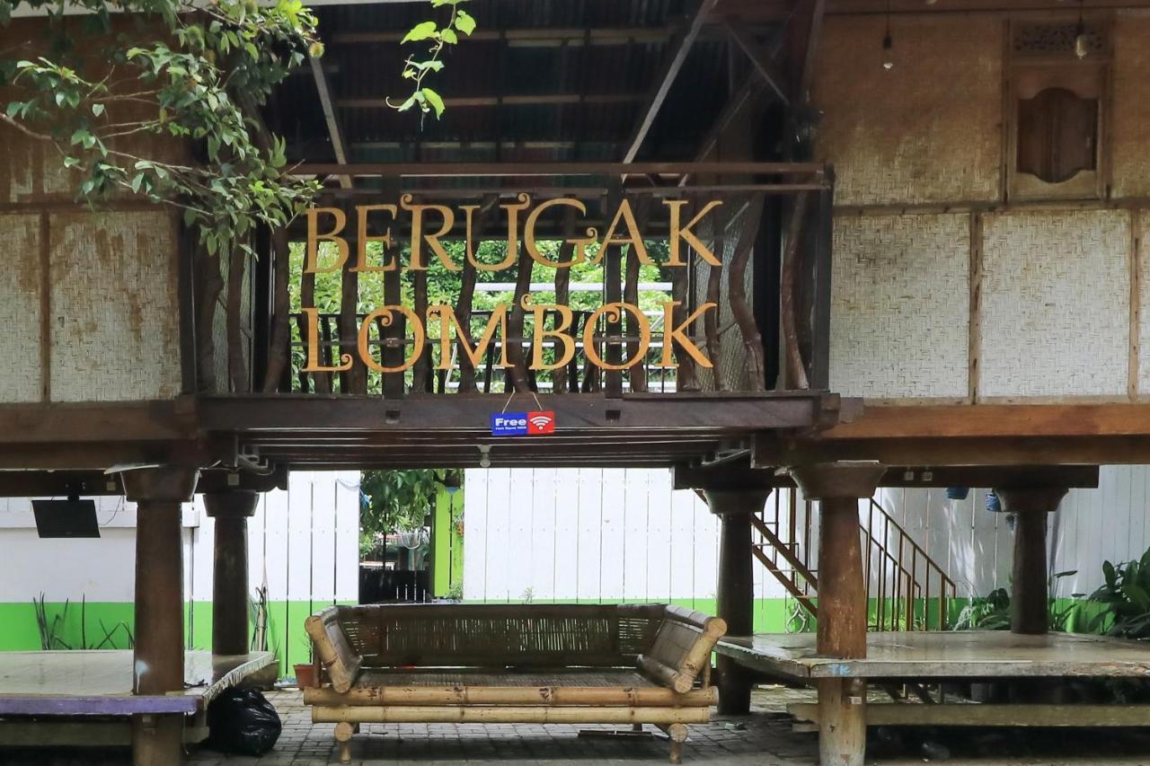 מטאראם Guest House Rumah Lombok Syariah מראה חיצוני תמונה